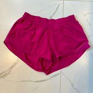 Hotty Hot Low-Rise Lined Short